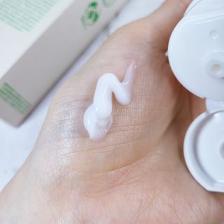 유이크 바이옴 레미디 수딩크림 (50ml) — 5점을 준 리뷰어가 2022년 7월 올린 사용 사진