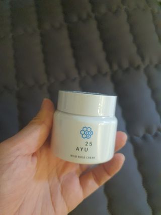 AYU25[아유트웬티파이브]다마스크로즈워터 베이스 천연 수분 촉촉 크림 — 5점을 준 리뷰어가 2021년 2월 올린 사용 사진