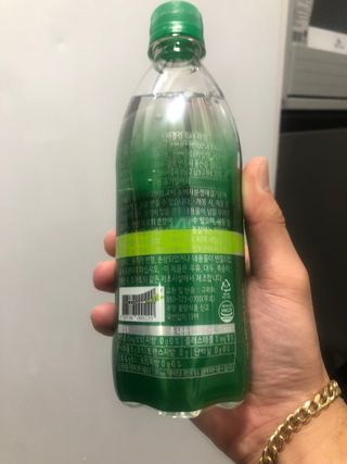 몽베스트 Montbest with Sparkling water Lime20병 — 5점을 준 리뷰어가 2022년 8월 올린 사용 사진