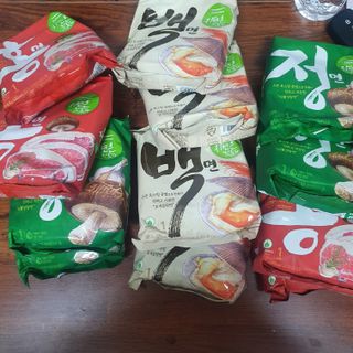 [풀무원] 자연은맛있다 정면, 백면, 홍면  세트 — 5점을 준 리뷰어가 2021년 4월 올린 사용 사진