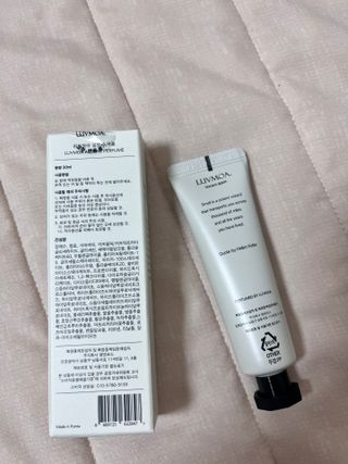 러브모아 향수 고체향수 승무원 고체향수 바르는 향수 니치향수 도손 우드세이지 앤 씨솔트 — 5점을 준 리뷰어가 2023년 1월 올린 사용 사진