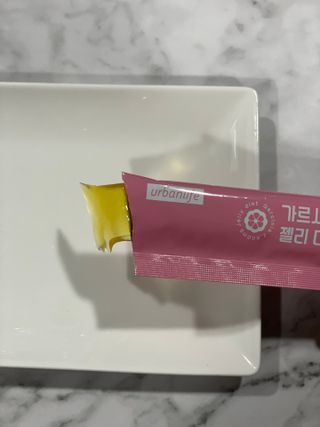 주식회사 얼굴반쪽 [얼굴반쪽 가르시니아 2,800mg] x 14포 1주 젤리 다이어트 보조제 체지방감소 — 4점을 준 리뷰어가 2021년 10월 올린 사용 사진