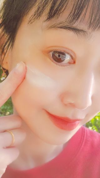 MF[스킨1004] 마다가스카르 센텔라 히알루-시카 워터핏 선세럼 50ml — 5점을 준 리뷰어가 2024년 5월 올린 사용 사진