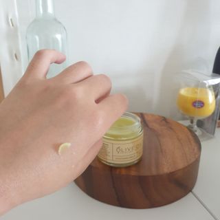 올리브 오일 스킨케어 컴퍼니 [OOSC] 순한 베이비 퓨어 수딩밤 오리지널 60g — 5점을 준 리뷰어가 2021년 5월 올린 사용 사진