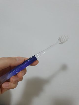 에브리모먼트 에브리 모먼트 칫솔 Every moment toothbrush — 5점을 준 리뷰어가 2022년 2월 올린 사용 사진