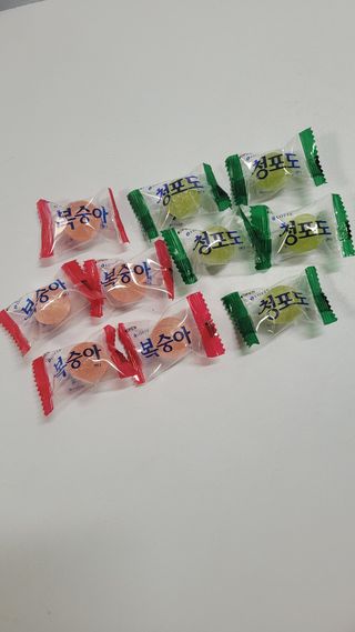 청포도캔디 복숭아캔디 — 5점을 준 리뷰어가 2022년 11월 올린 사용 사진