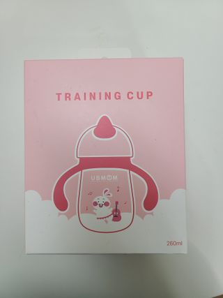 유비맘 트라이탄 코니빨대컵_컬러 랜덤 발송 — 5점을 준 리뷰어가 2020년 12월 올린 사용 사진