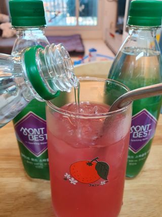 몽베스트 Montbest with Sparkling water Plain 20병 — 5점을 준 리뷰어가 2022년 5월 올린 사용 사진