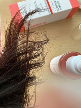 썸헤어 / SUMHAIR 썸헤어 실키 테라피 헤어 에센스 — 4점을 준 리뷰어가 2021년 5월 올린 사용 사진