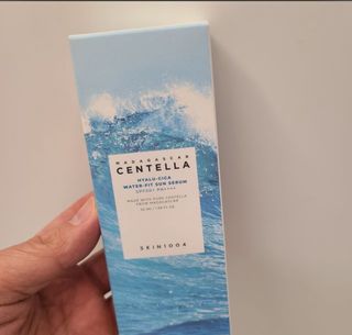 [스킨1004] 마다가스카르 센텔라 히알루-시카 워터핏 선세럼 50ml — 4점을 준 리뷰어가 2024년 5월 올린 사용 사진
