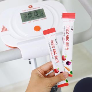 아임오 ABC 콜라겐 젤리 14포 — 5점을 준 리뷰어가 2021년 7월 올린 사용 사진