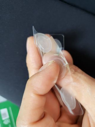 마이디플러스 트러블 릴리프 케어 마이크로 패치 1박스 2매 — 4점을 준 리뷰어가 2021년 11월 올린 사용 사진