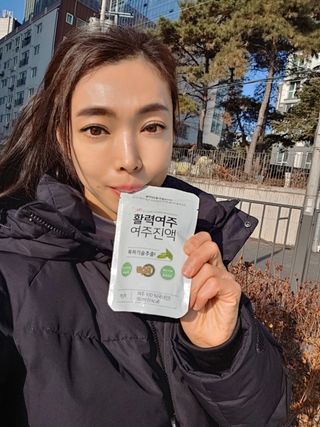 참유원 특허제조 활력 여주진액 여주즙 50포 — 5점을 준 리뷰어가 2022년 1월 올린 사용 사진