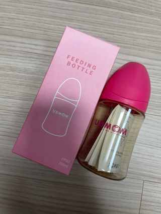 유비맘 PPSU 젖병 노꼭지_200ml_컬러 랜덤 발송 — 5점을 준 리뷰어가 2021년 1월 올린 사용 사진