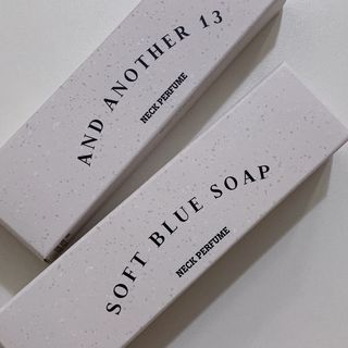 멈칫(MUMCHIT) 넥퍼퓸 NECKPERFUME 2가지 향 — 5점을 준 리뷰어가 2021년 11월 올린 사용 사진