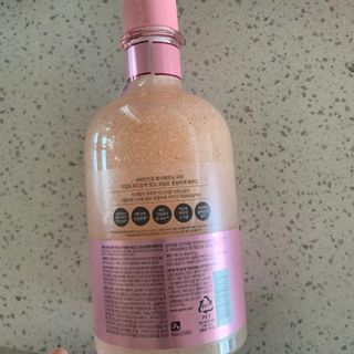 벨먼 내추럴스파 수분광채 스크럽 바디워시 600ml 5종 — 5점을 준 리뷰어가 2022년 5월 올린 사용 사진