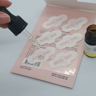 라라로즈데이 시즌2 천연 아로마오일 Y존 케어 속옷향수 이너퍼퓸 5ml  여성의 자존감을 UP시키자 — 5점을 준 리뷰어가 2021년 10월 올린 사용 사진