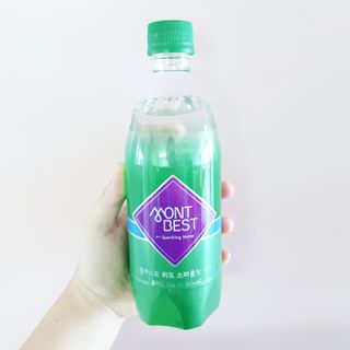 몽베스트 Montbest with Sparkling water Plain 20병 — 5점을 준 리뷰어가 2021년 10월 올린 사용 사진