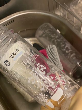 마더케이 디아 프리미엄 젖병세정제 500ml 액상형/무향 — 5점을 준 리뷰어가 2021년 12월 올린 사용 사진