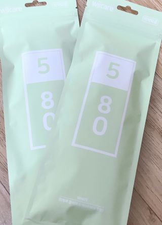 위케어 KF80 중형마스크 화이트 20매 초등학생 마스크 국산 — 4.5점을 준 리뷰어가 2021년 4월 올린 사용 사진