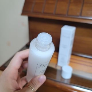 플레라디 에델바이스 오일 밸런싱 토너 — 5점을 준 리뷰어가 2021년 5월 올린 사용 사진