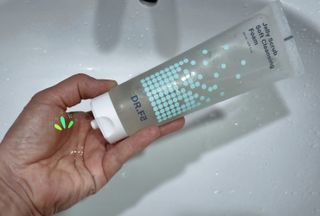닥터에프파이브 젤리스크럽 소프트 클렌징폼 120ml — 5점을 준 리뷰어가 2022년 6월 올린 사용 사진