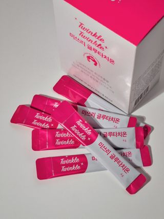 메디포스트 모비타 미쓰리 글루타치온 30포 — 5점을 준 리뷰어가 2023년 1월 올린 사용 사진