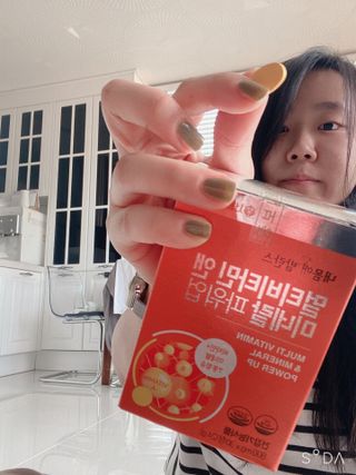 서울약사신협_내몸애발란스멀티비타민앤미네랄파워업_800mg x 90정 — 4점을 준 리뷰어가 2021년 5월 올린 사용 사진