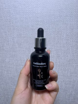 코매료 셀인키 리바이탈 퍼펙트 세럼 2종(천연오일100프로+순수비타민c150,000ppm) — 5점을 준 리뷰어가 2024년 2월 올린 사용 사진