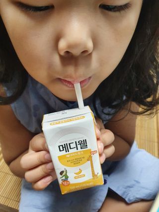 메디웰 페디아드링크 미니 바나나맛 — 4점을 준 리뷰어가 2022년 8월 올린 사용 사진