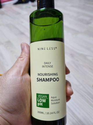 나인레스 데일리 인텐스 너리싱 샴푸 300ml / 10.14 fl.oz — 4.5점을 준 리뷰어가 2021년 11월 올린 사용 사진