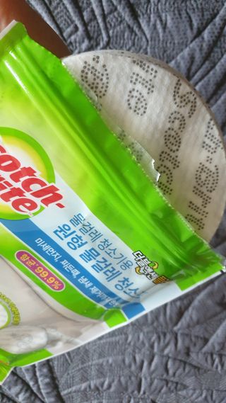 3M 스카치브라이트 원형 물걸레 청소포1 — 5점을 준 리뷰어가 2023년 4월 올린 사용 사진