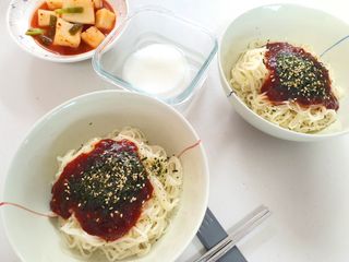 [한면원] 비빔국수 2인분 — 5점을 준 리뷰어가 2022년 8월 올린 사용 사진