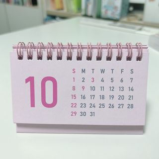 리훈 2024년달력 언더모니터 미니 탁상달력 — 4점을 준 리뷰어가 2023년 10월 올린 사용 사진
