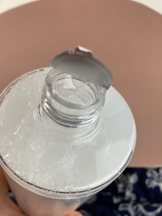 랑벨 내츄럴 딥 클렌징 워터 500ml — 5점을 준 리뷰어가 2022년 6월 올린 사용 사진