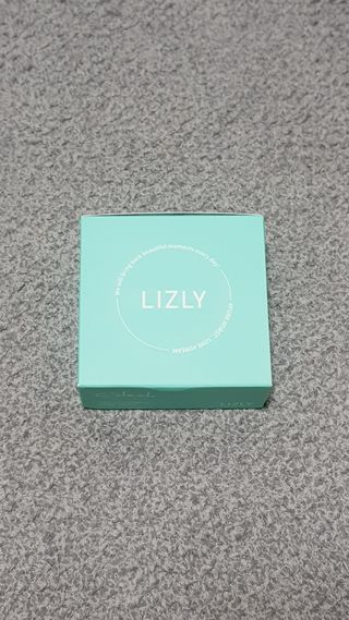 리즐리 씨슬릭 톤업 쿨링 쿠션 15g — 5점을 준 리뷰어가 2021년 7월 올린 사용 사진
