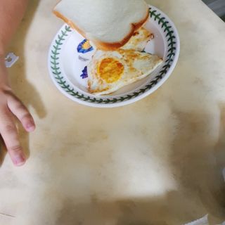 롯데제과 Vbread 포카치아식빵1개 + 미니식빵 1개 + 머핀 2개 세트 — 5점을 준 리뷰어가 2021년 9월 올린 사용 사진