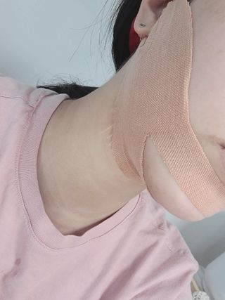 아이디플라코스메틱 아이디 페이스핏 마이너스 밴드 v2 — 5점을 준 리뷰어가 2021년 6월 올린 사용 사진