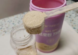 [푸름웰니스] 프로틴 다이어트 단백질 쉐이크 (750g) — 5점을 준 리뷰어가 2022년 3월 올린 사용 사진