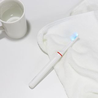 트로마츠 심플 미세전류 칫솔 — 5점을 준 리뷰어가 2022년 5월 올린 사용 사진