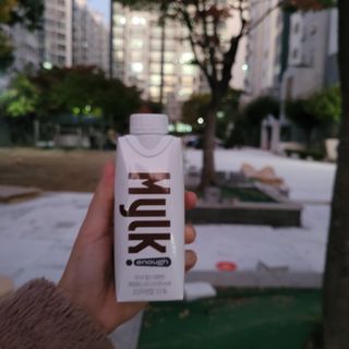 이너프 뮐크 초콜릿맛 — 5점을 준 리뷰어가 2022년 10월 올린 사용 사진
