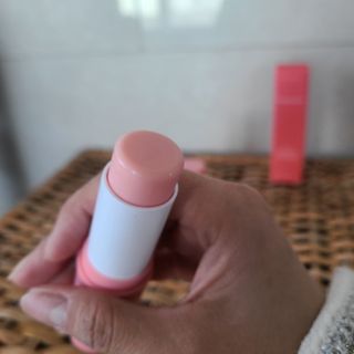 스킨큐어 산다화 카멜리아 안티 링클 멀티밤 — 5점을 준 리뷰어가 2022년 4월 올린 사용 사진