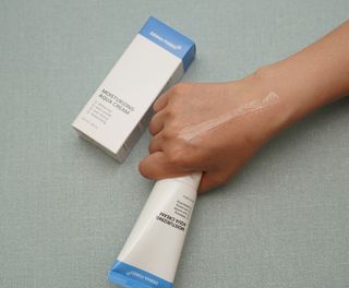 더마포레스트 모이스처라이징 아쿠아크림 / 수분크림 히알루론산 펩타이드 보습 미백 주름개선 — 5점을 준 리뷰어가 2021년 7월 올린 사용 사진