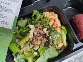 참살이도시락 작심삼일 샐러드도시락 3개 맛보기 새벽배송 또는 택배배송 — 5점을 준 리뷰어가 2021년 7월 올린 사용 사진