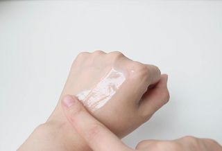 리더스코스메틱 리더스 카밍 바이오틱스 #1등 진정 기획세트 [에센스 워터150ml + 크림 마스크80ml] — 5점을 준 리뷰어가 2022년 9월 올린 사용 사진
