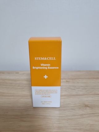 체르엠 스템앤셀 비타민 브라이트닝 에센스 30ml 1개 — 5점을 준 리뷰어가 2021년 9월 올린 사용 사진