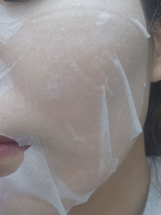 세뚜아(Cettua) [세뚜아] 모이스처 밸런싱 페이셜 마스크 Cettua Moisture Balancing Facial Mask 5매 — 5점을 준 리뷰어가 2024년 3월 올린 사용 사진