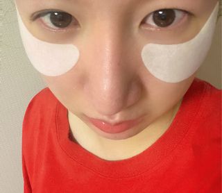 건강누리인터내셔날 레아라 다이아포스 슬리핑 아이패치 골드 & 물광 아이패치 [14회분/총 28매] — 4.5점을 준 리뷰어가 2022년 7월 올린 사용 사진