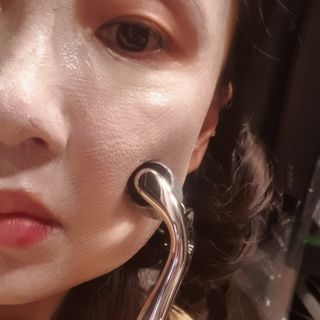 피비에스코리아 [씨씨글로우] MCTS앰플 5입 + 더마롤러 — 5점을 준 리뷰어가 2021년 11월 올린 사용 사진