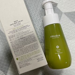 [후르디아] 아보카도 약산성 비건 여성 청결제 — 4.5점을 준 리뷰어가 2022년 4월 올린 사용 사진